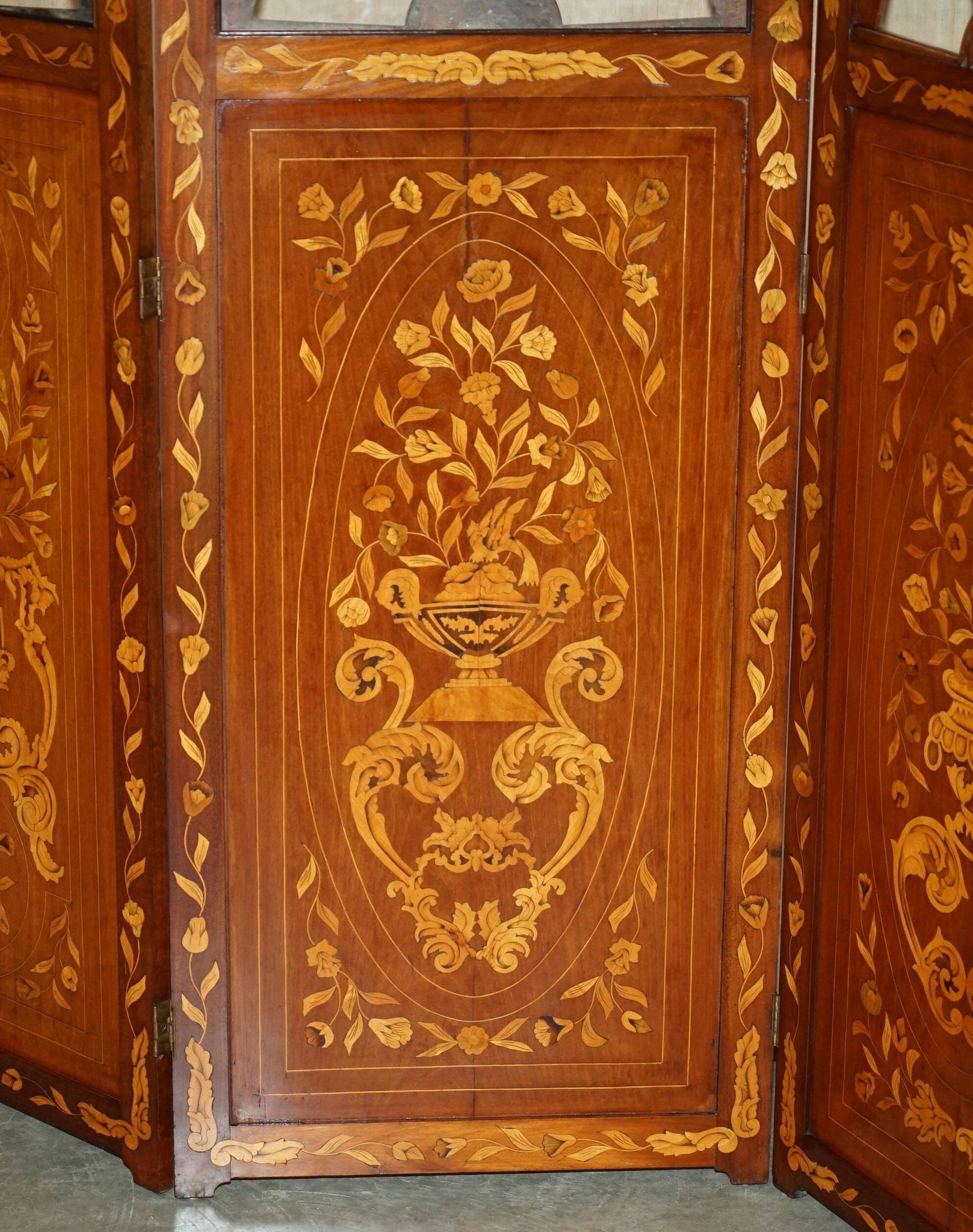 Pair of three-panel screens made of Dutch hardwood and walnut.