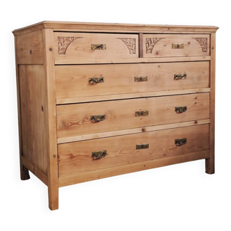 Very old and beautiful chest of drawers.