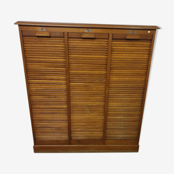 Furniture with shutter