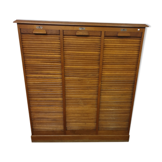 Furniture with shutter