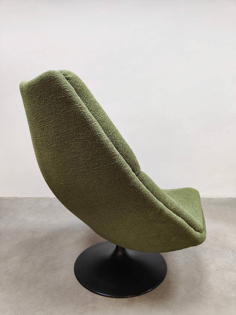Vintage design swivel chair Artifort Geoffrey Harcourt F588