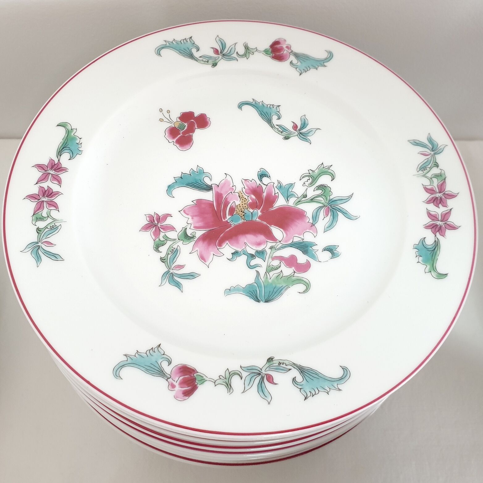Limoges Bernardaud "Lhasa" porcelain table service 82 pieces