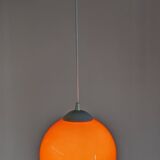 Suspension boule en opaline orange années 60/70