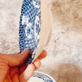 Set of 4 blue and white porcelain plates