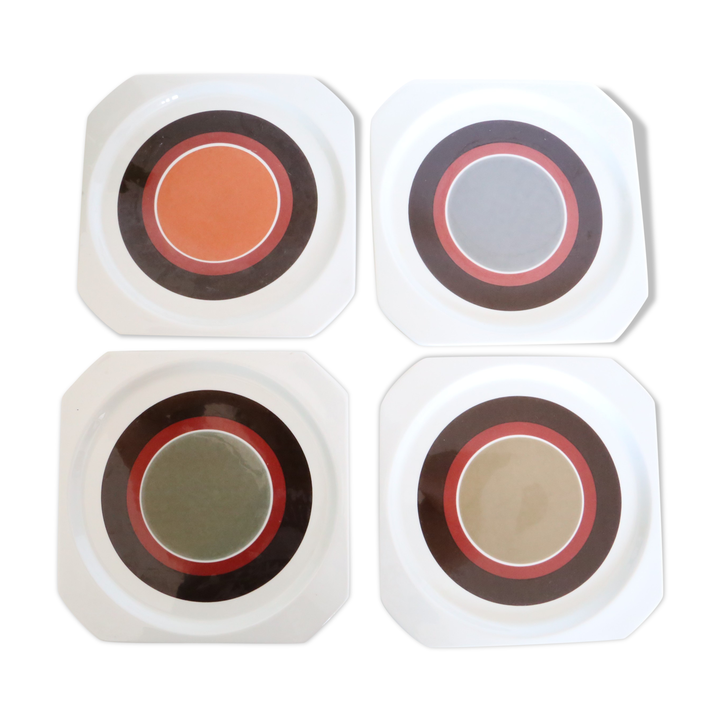 Villeroy and Boch dessert plates Avant-Garde range