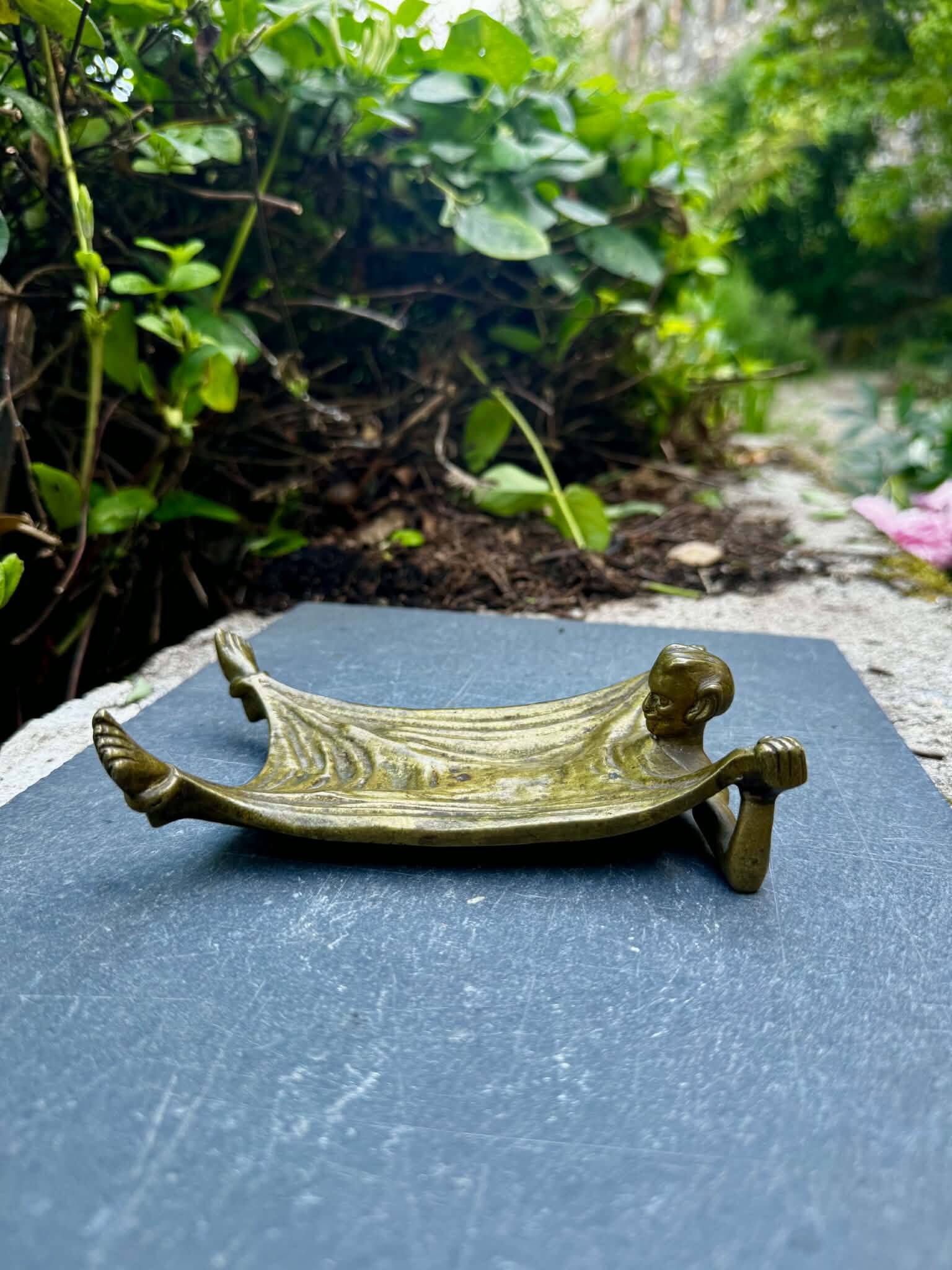Bronze devil vide poche Art Nouveau