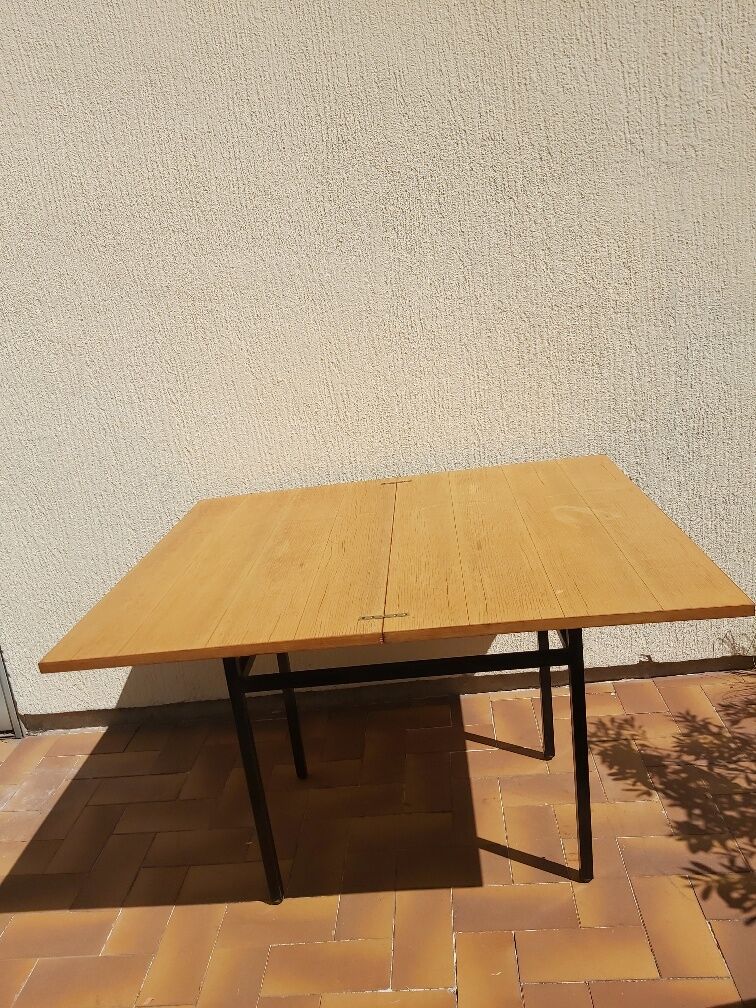 Vintage 50s wallet table