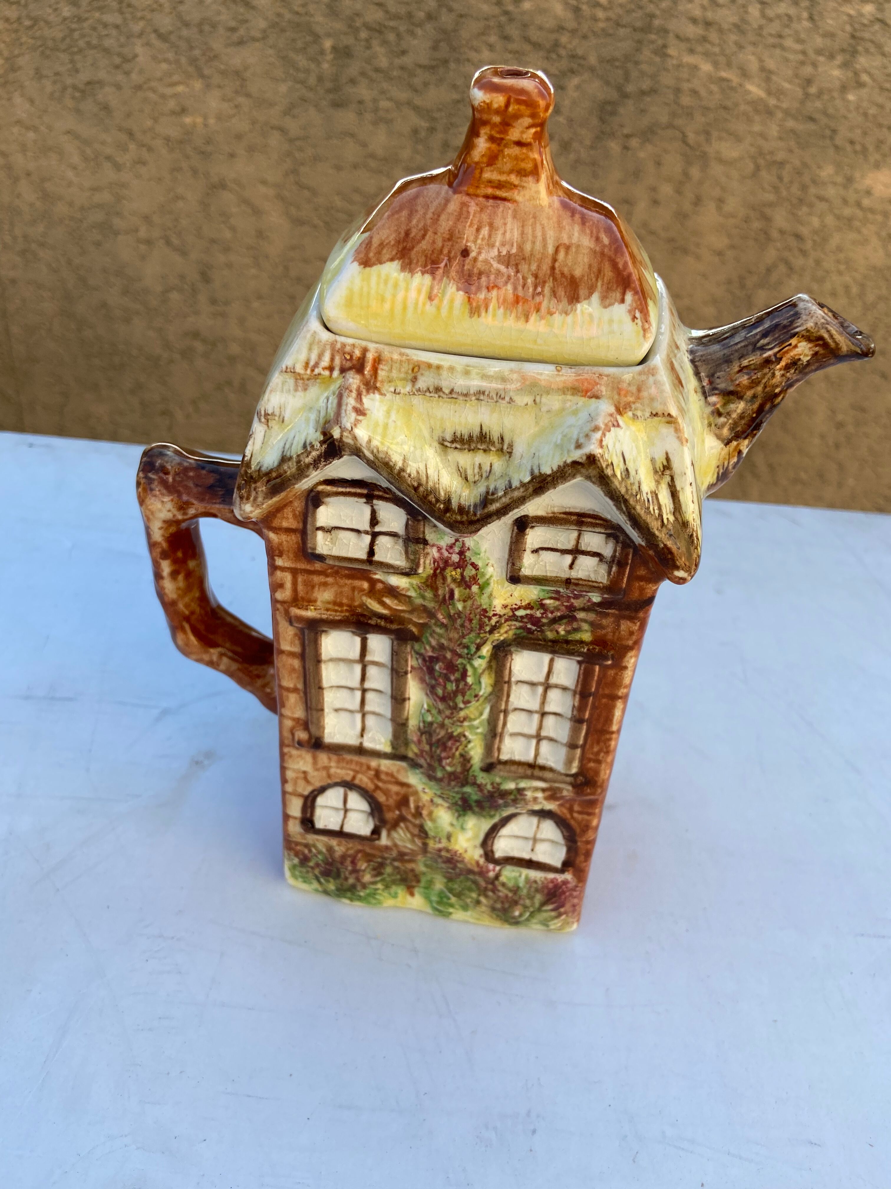 English tea service 3 rooms teapot sugar bowl milk pot