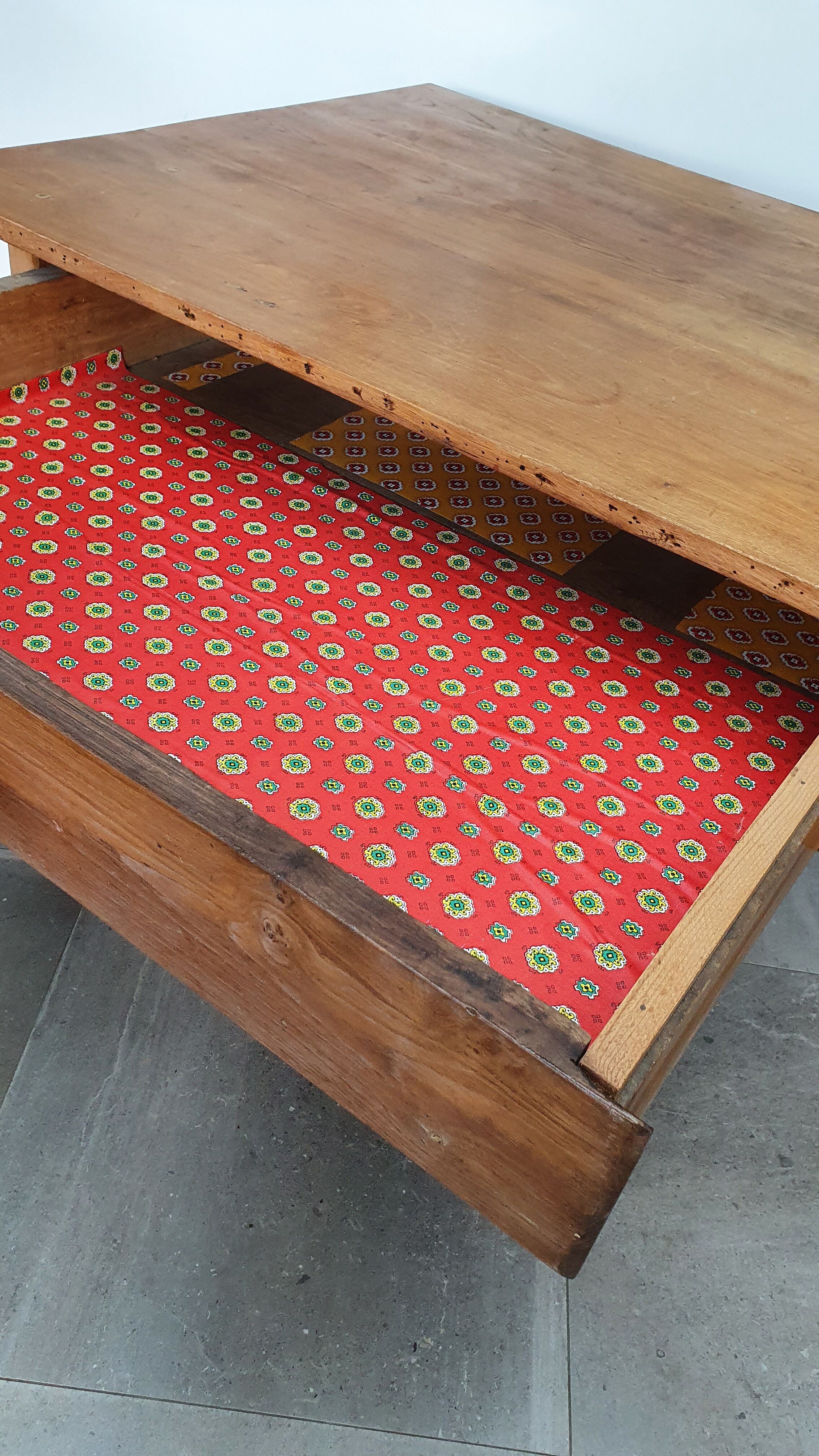 Ensemble table de ferme et 6 chaises Mouettes de Baumann