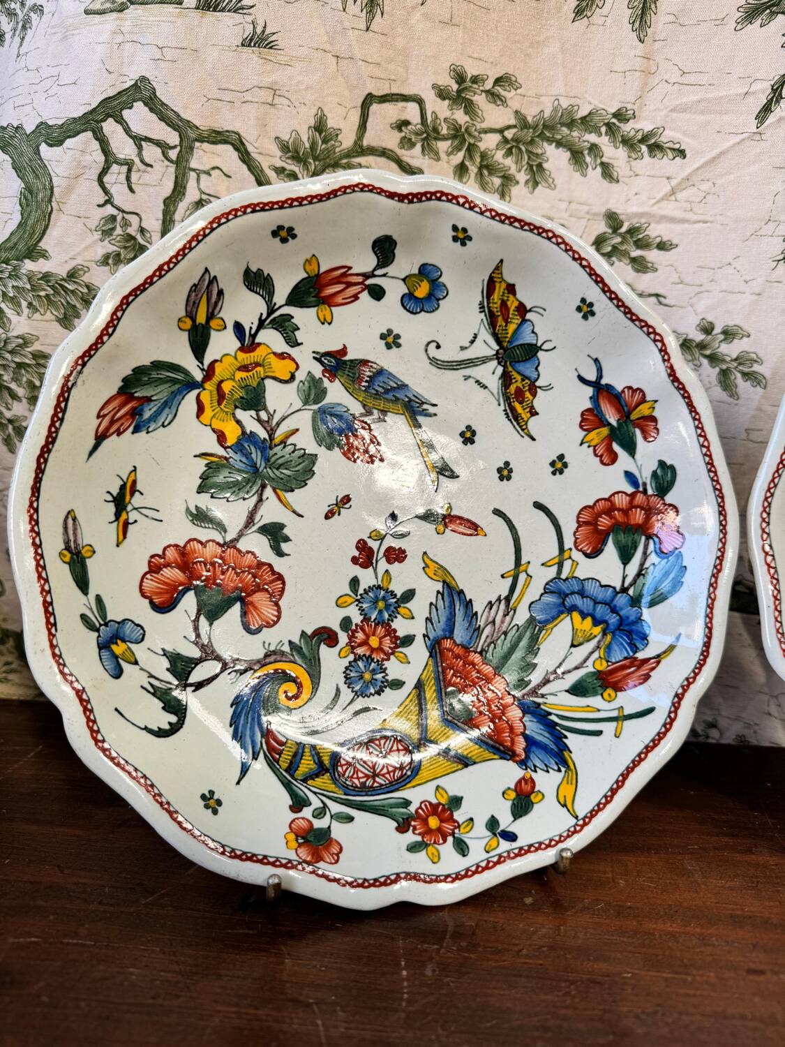 Pair of Rouen earthenware hollow dishes – 18th century
