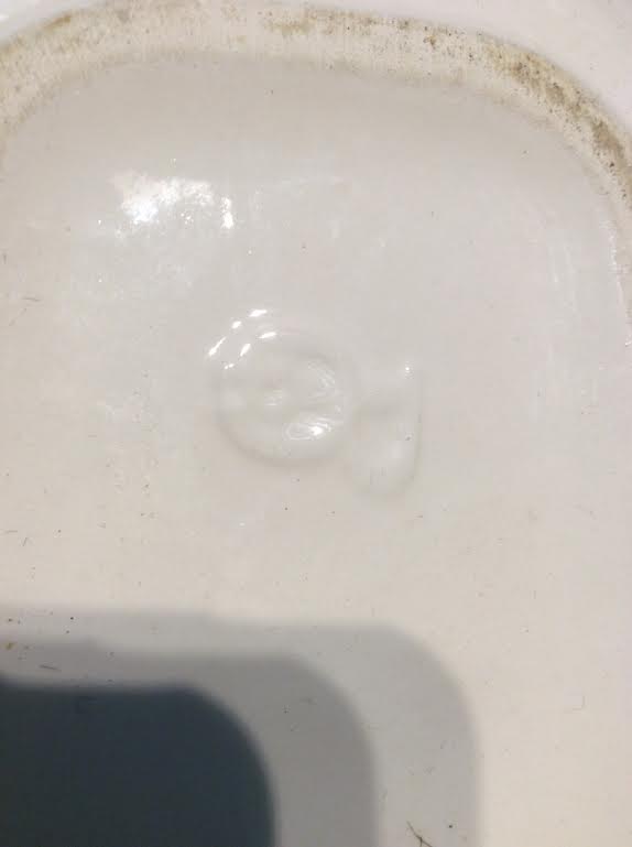 Empty ceramic pocket