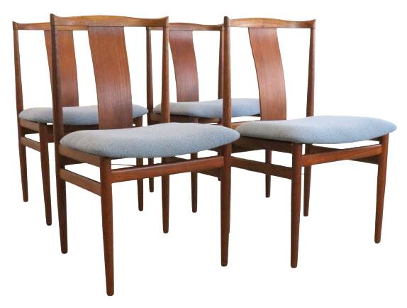 Set van 4 Henning Sørensen voor Danex eetkamerstoelen 'Vordingborg'