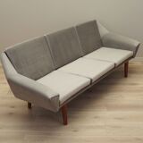 Canapé en velours gris, design danois, années 1980, production : Danemark