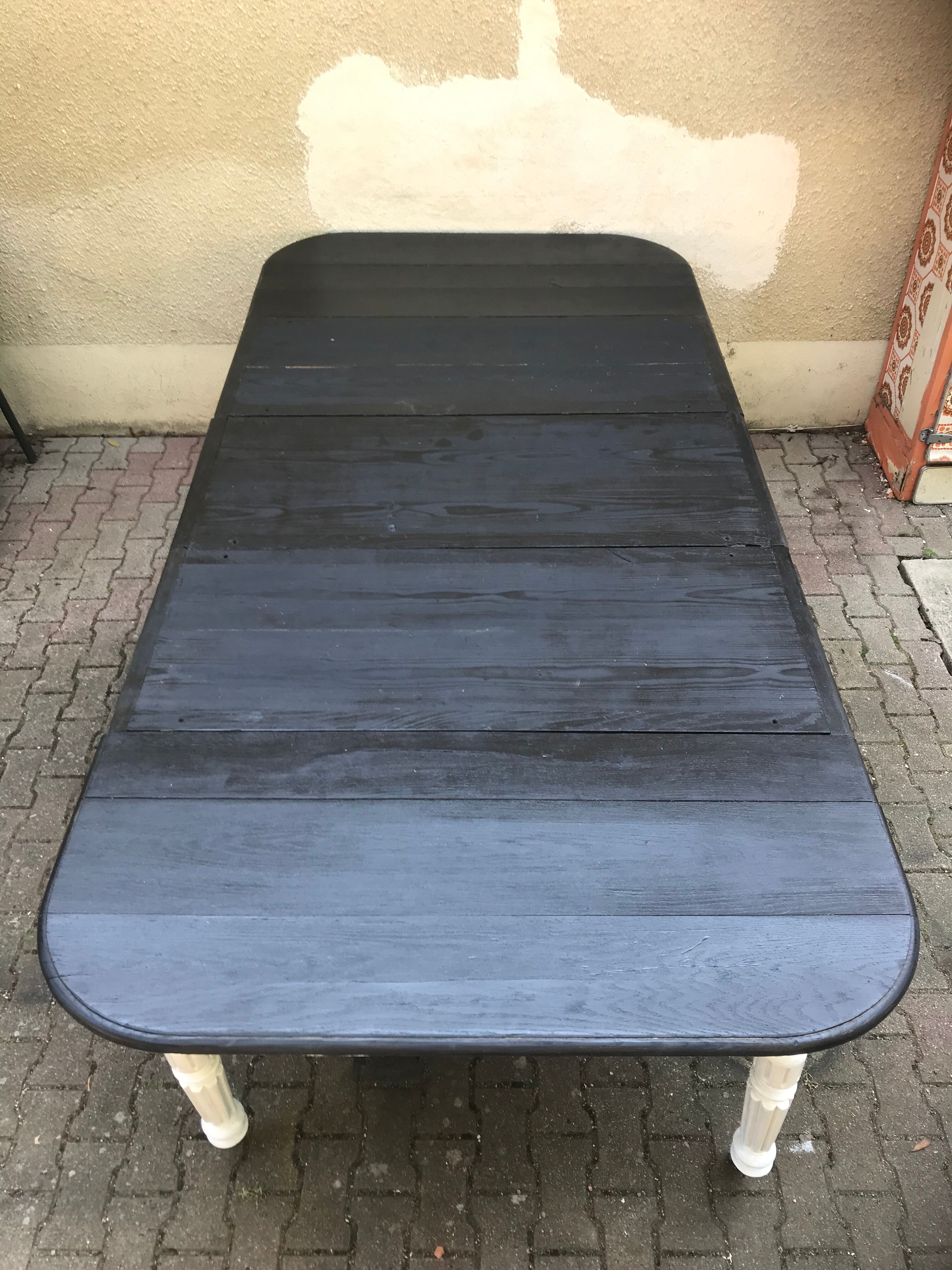 Old table Henri II