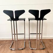 Tabourets de bar modernes noirs et chromés de casamania, set de 2