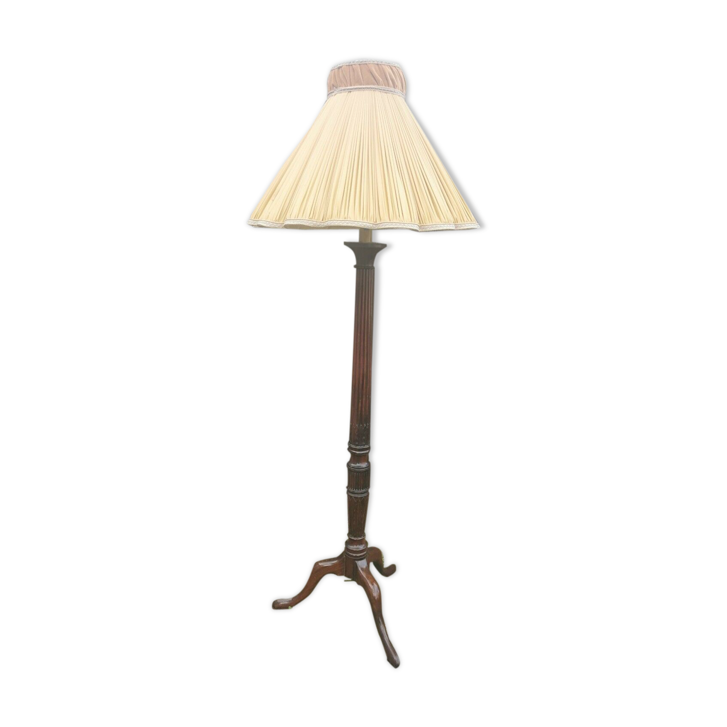 Lampadaire d'intérieur en bois acajou massif sculpté style anglais