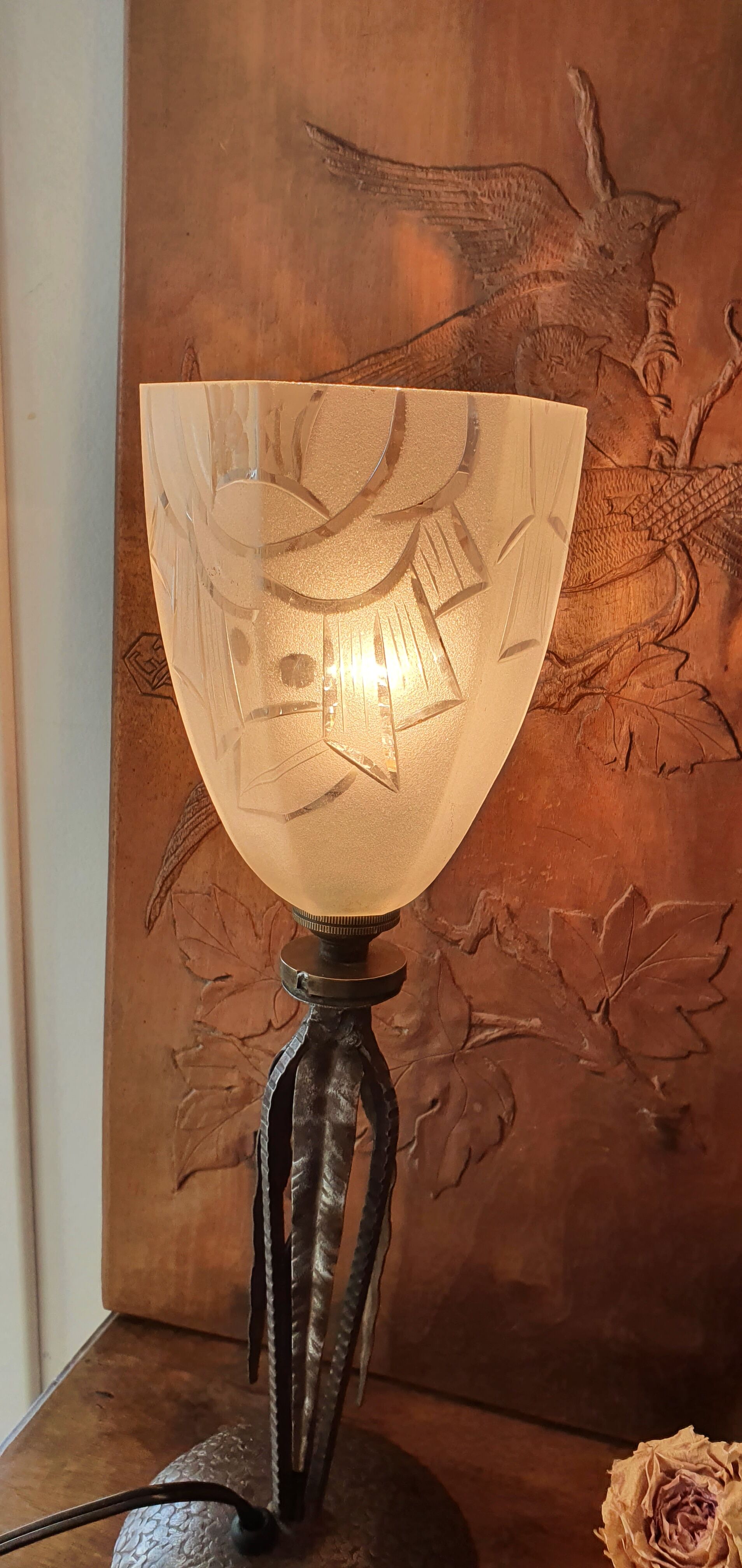Art deco table lamp