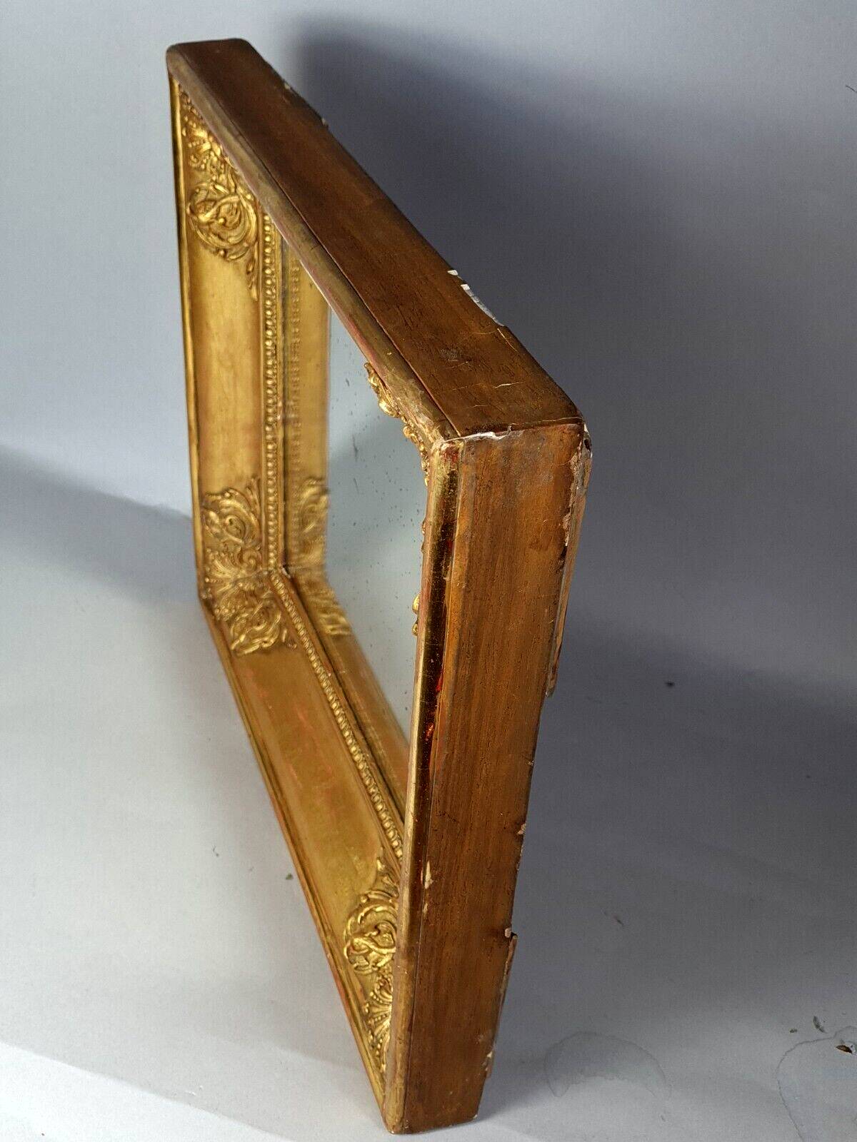 Frame and mirror circa 1830 47x41x6.5 cm gilded stucco wood SB618