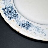 Sarreguemines set of 4 antique Aïda flat plates in earthenware from Sarreguemines U&C 19th century.