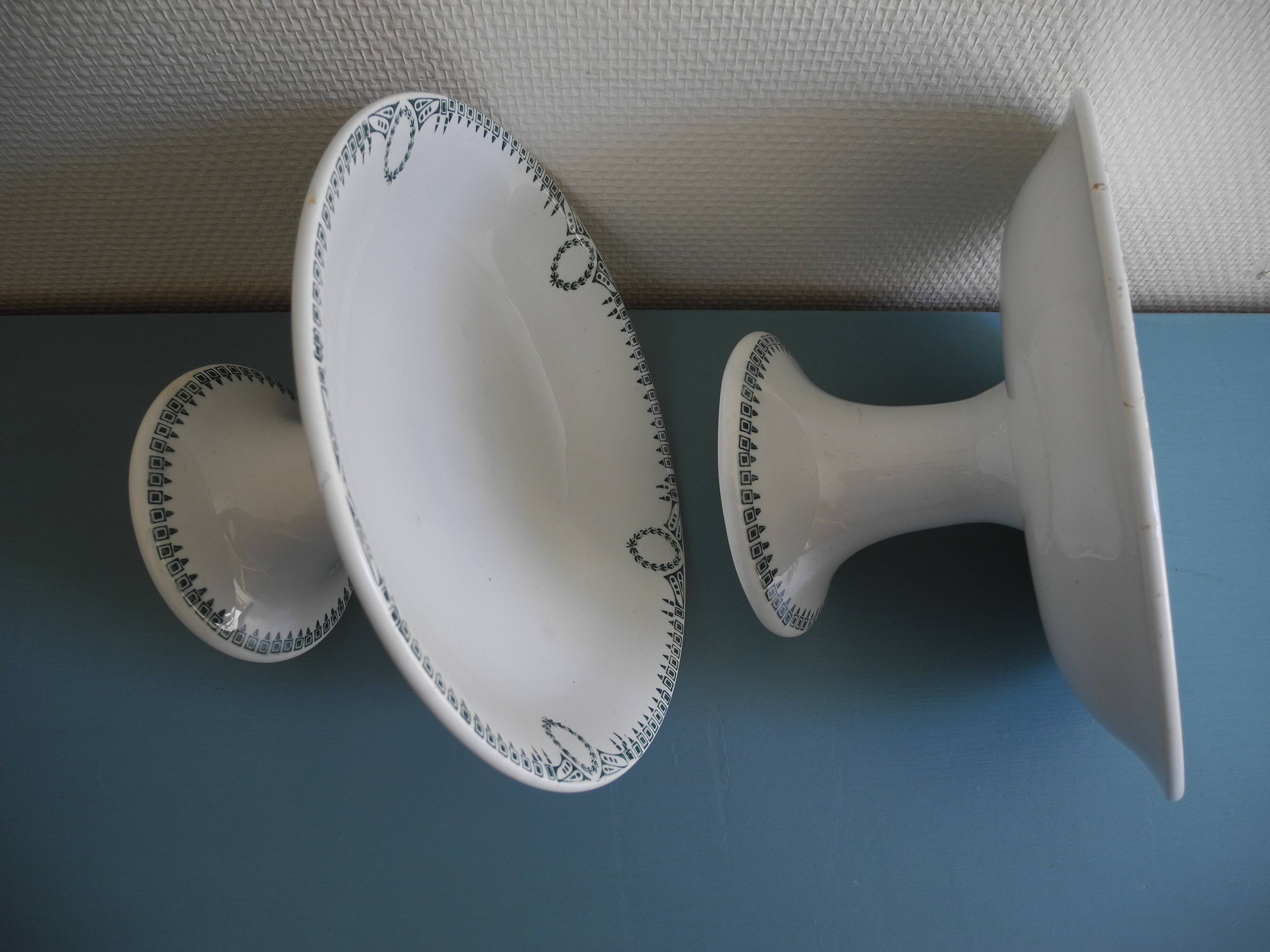 pair of St Amand earthenware compote dishes, new factories, 30s