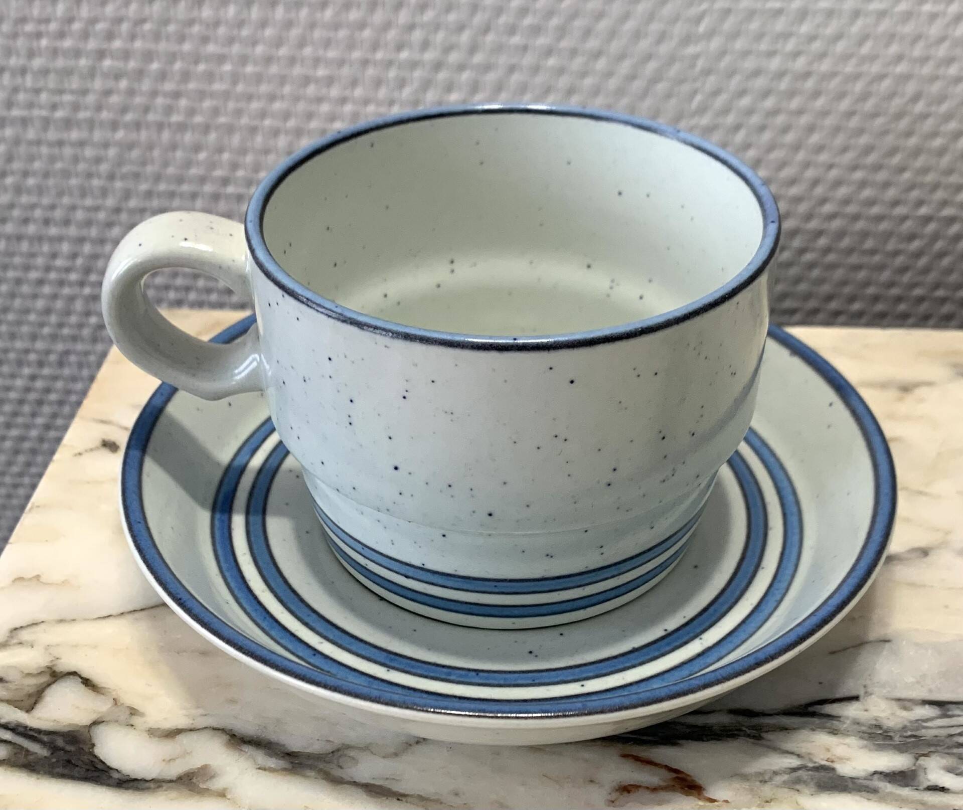 Swedish porcelain tea/coffee service design 1977 STIG LINDBERG (1915-1982) SWEDEN Scandinavia