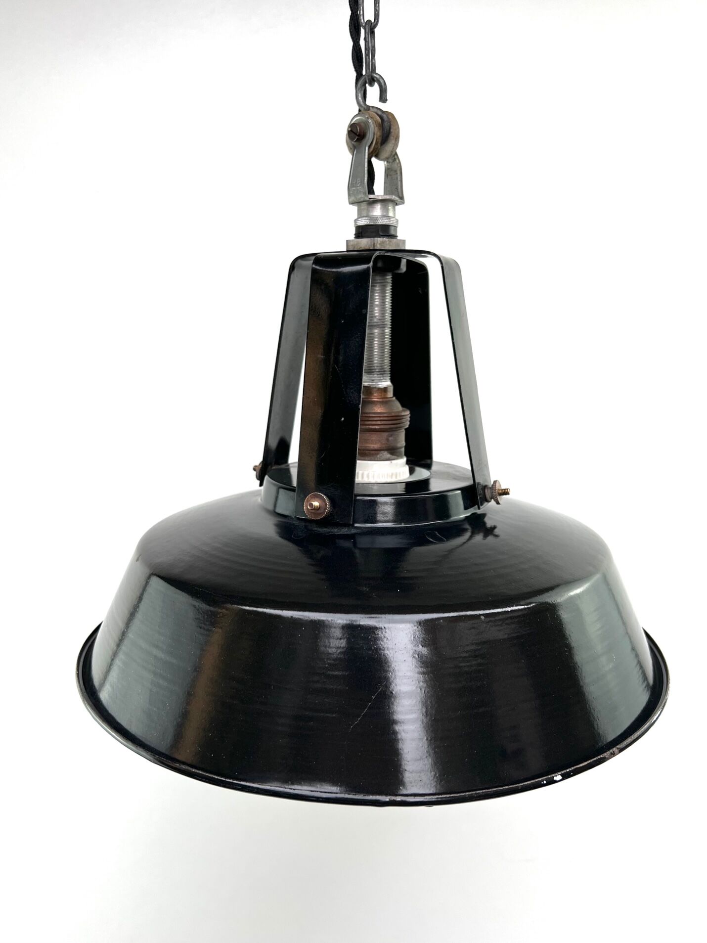 Hanging lamp sheet enamelled black color 1950