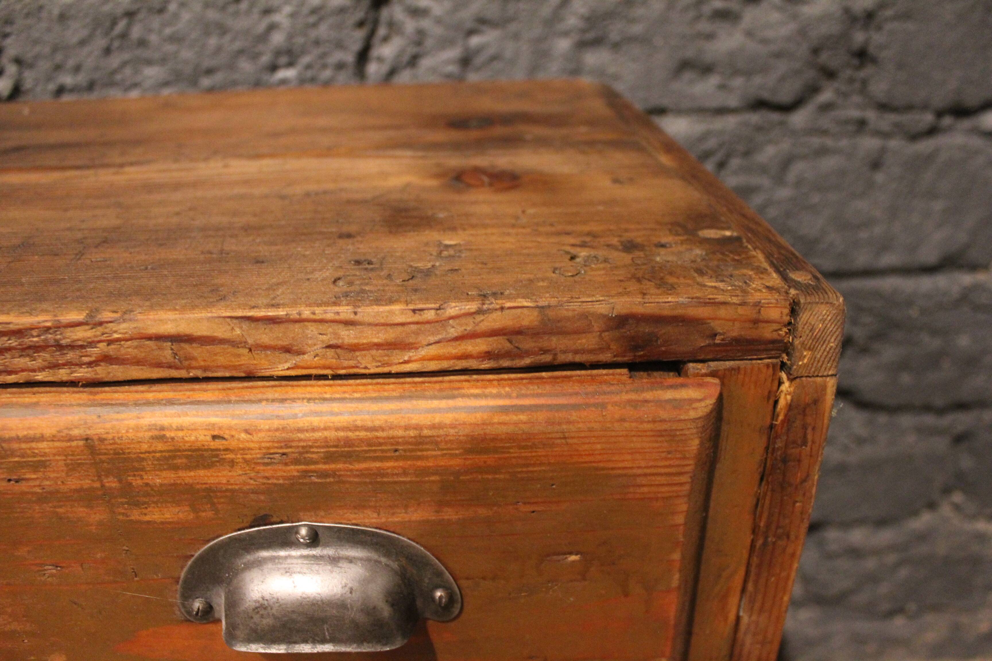 16-drawer craft cabinet