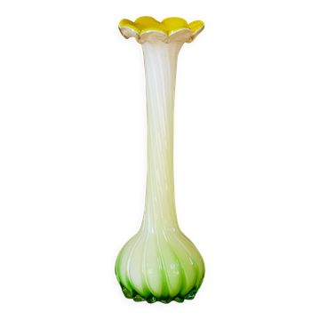 Vase en verre soufflé de Murano en forme de fleur jaune