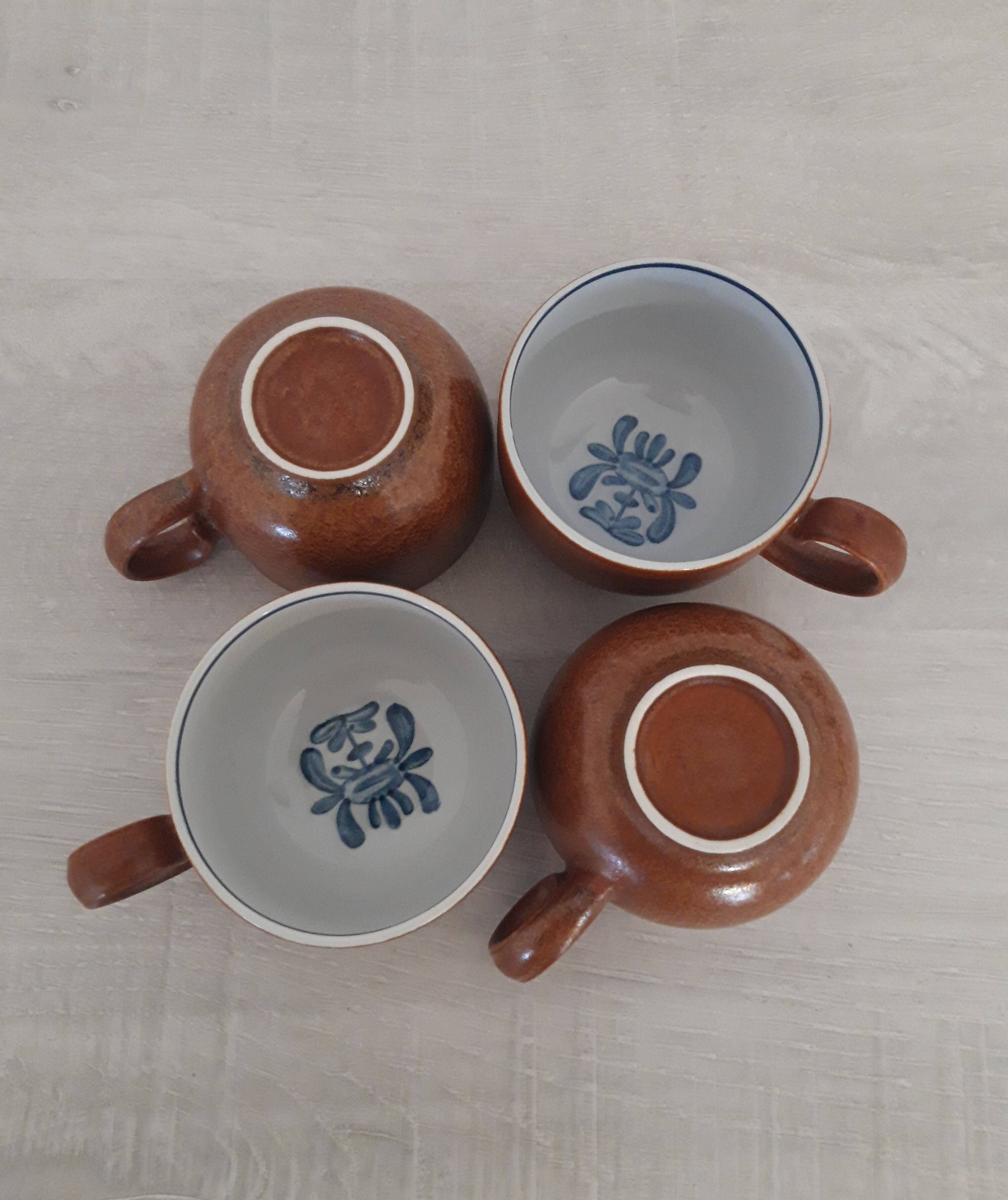 Suite of 6 cups of sandstone