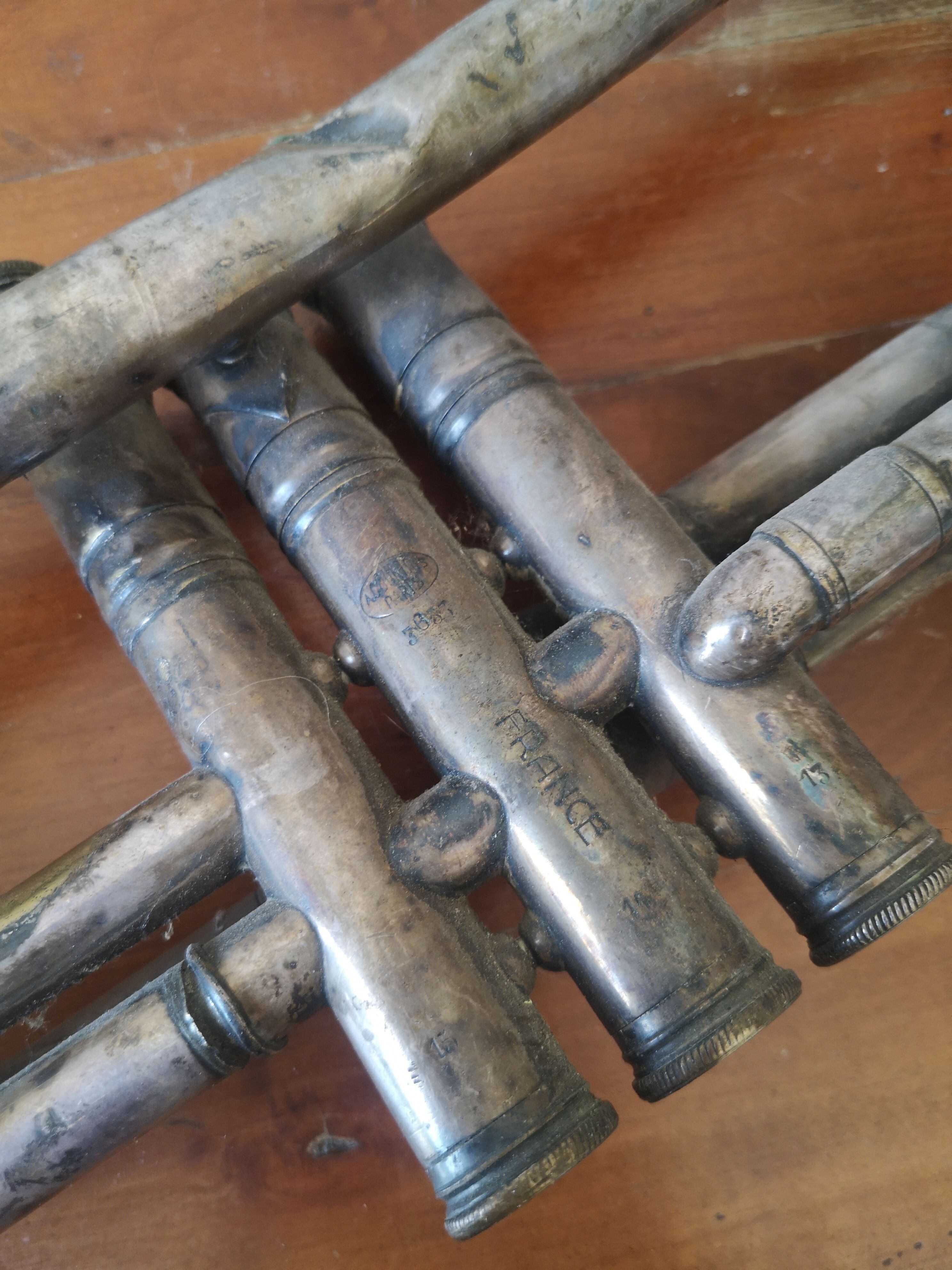 Ancient trumpet Antoine Courtois Paris