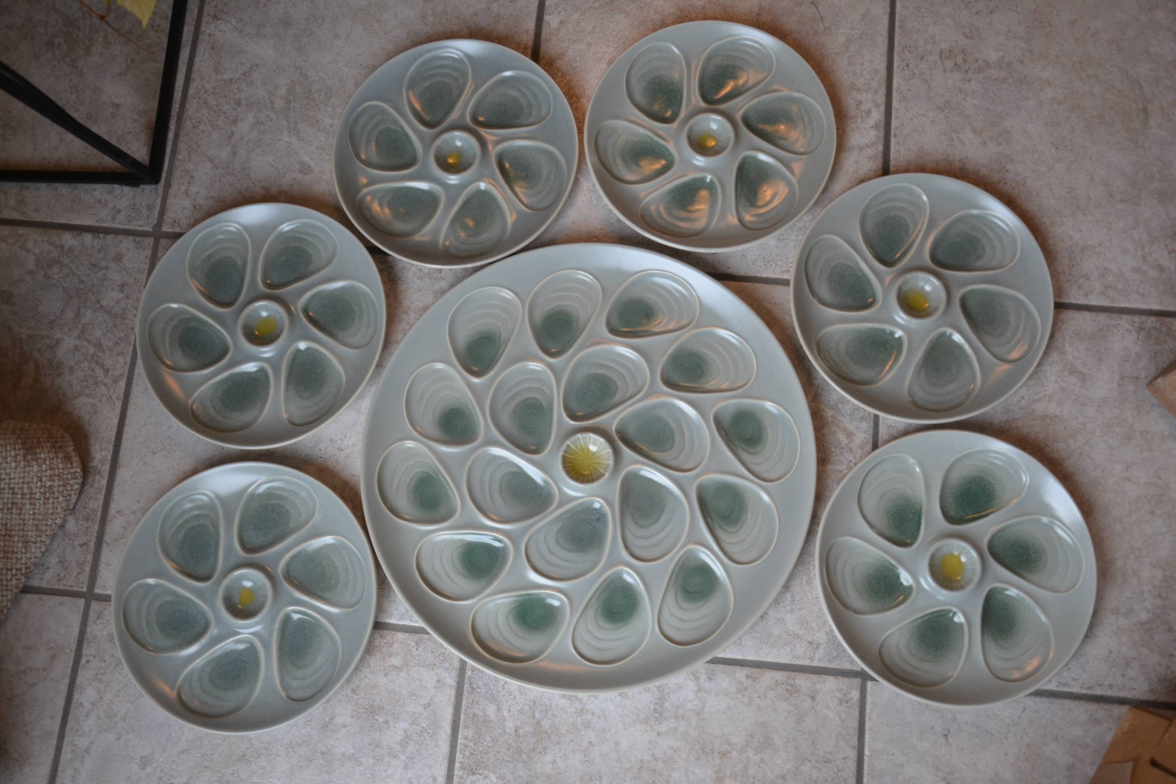 Ensemble assiettes et plat à huîtres Salins