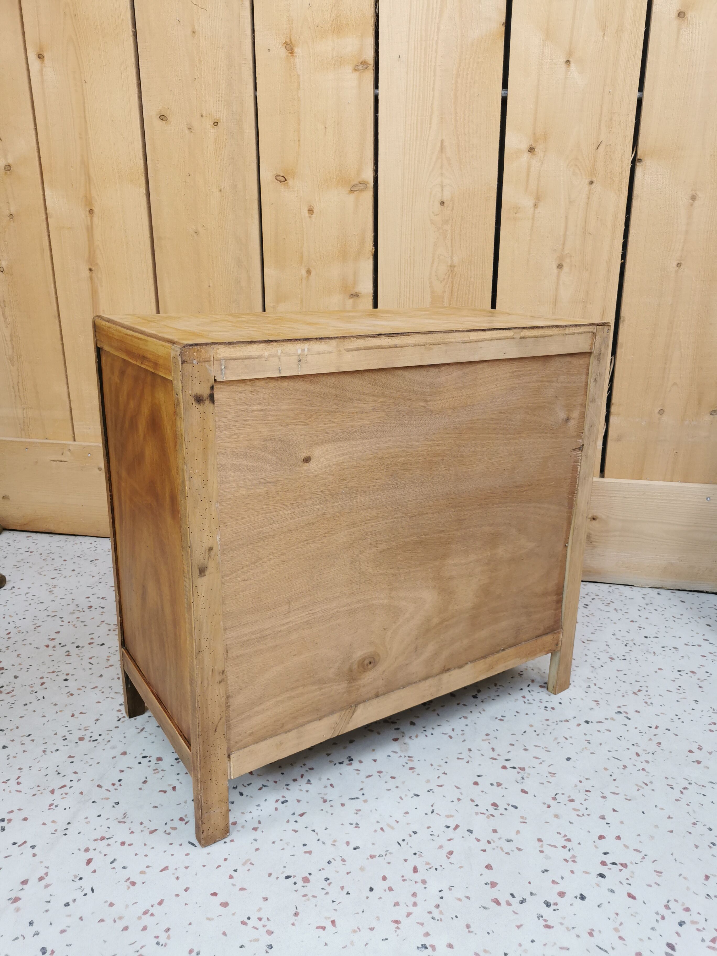 Commode
