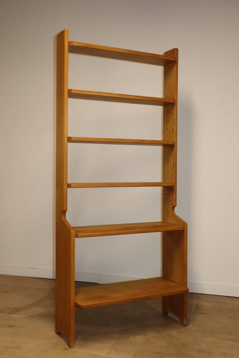 Guillerme and Chambron bookcase shelf in oak, 1960