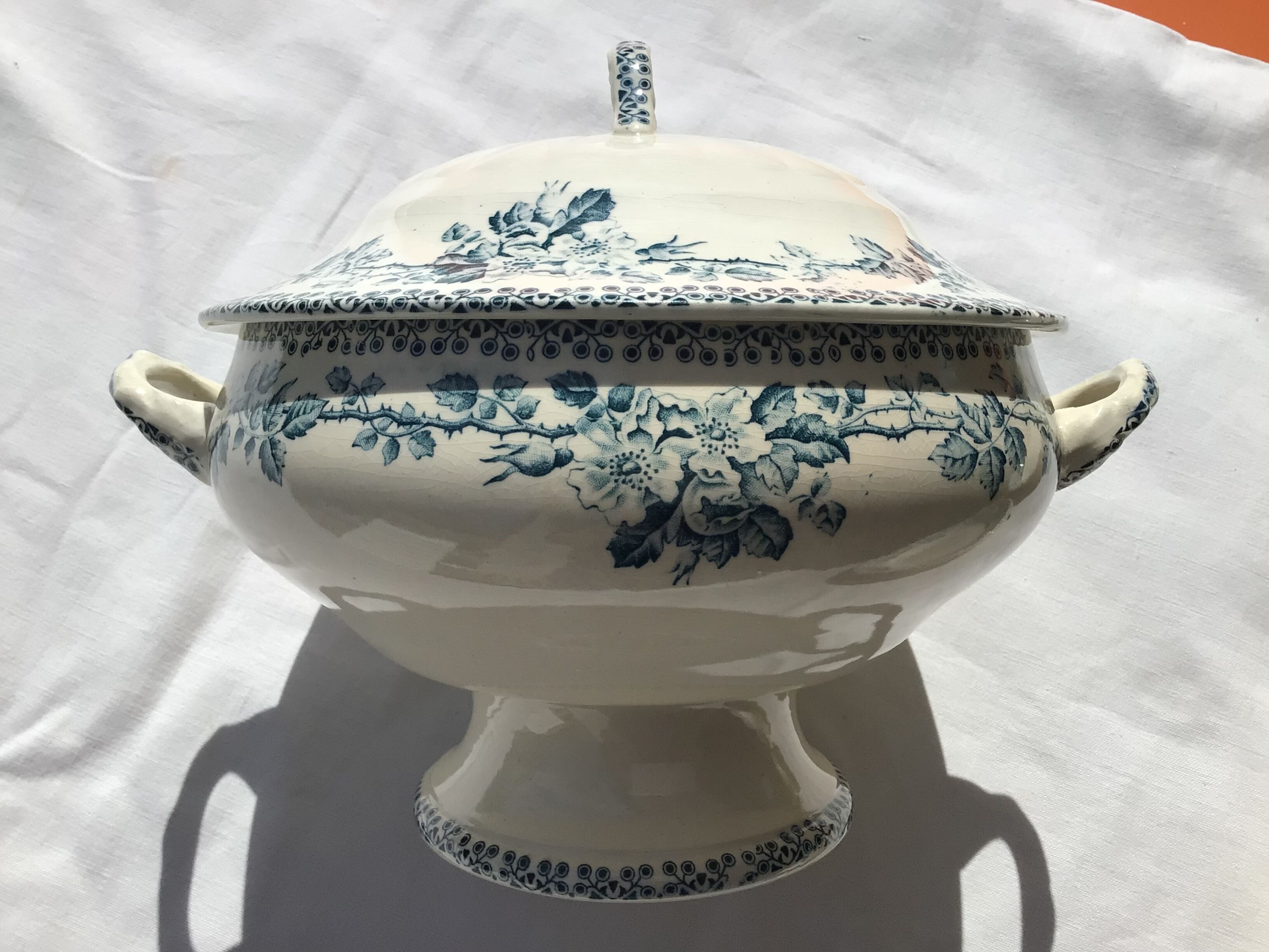 Iron Earth tureen model Guadeloupe Debray gray blue