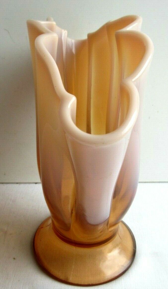 Art deco vase shape curved fan brown glass and pink opaline