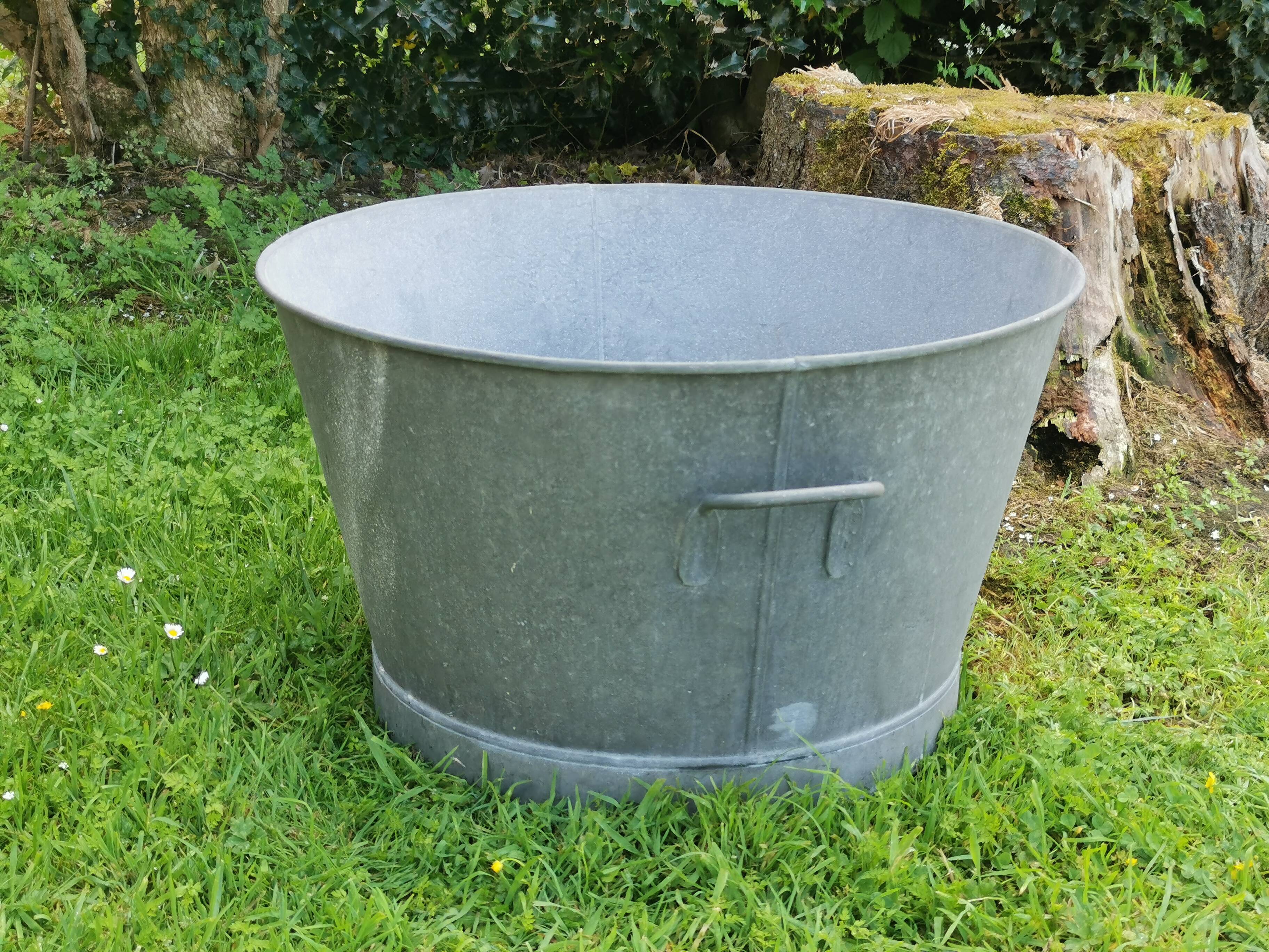 Zinc basin