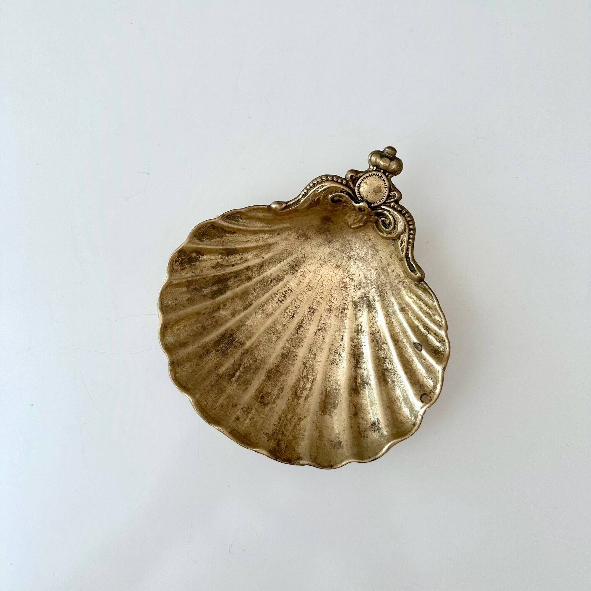 Brass shell dish, soap dish from around 1900 by "J. Gallo"