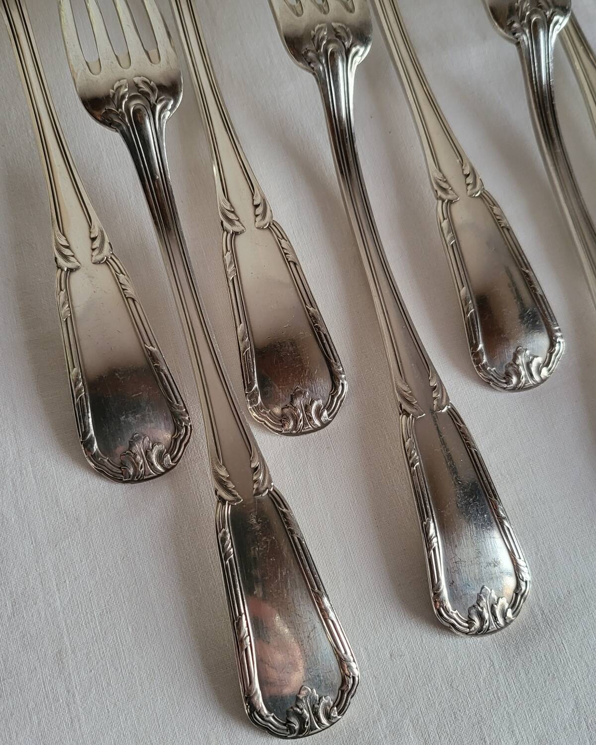 12 Fourchettes en métal argenté Boulenger Couverts de table