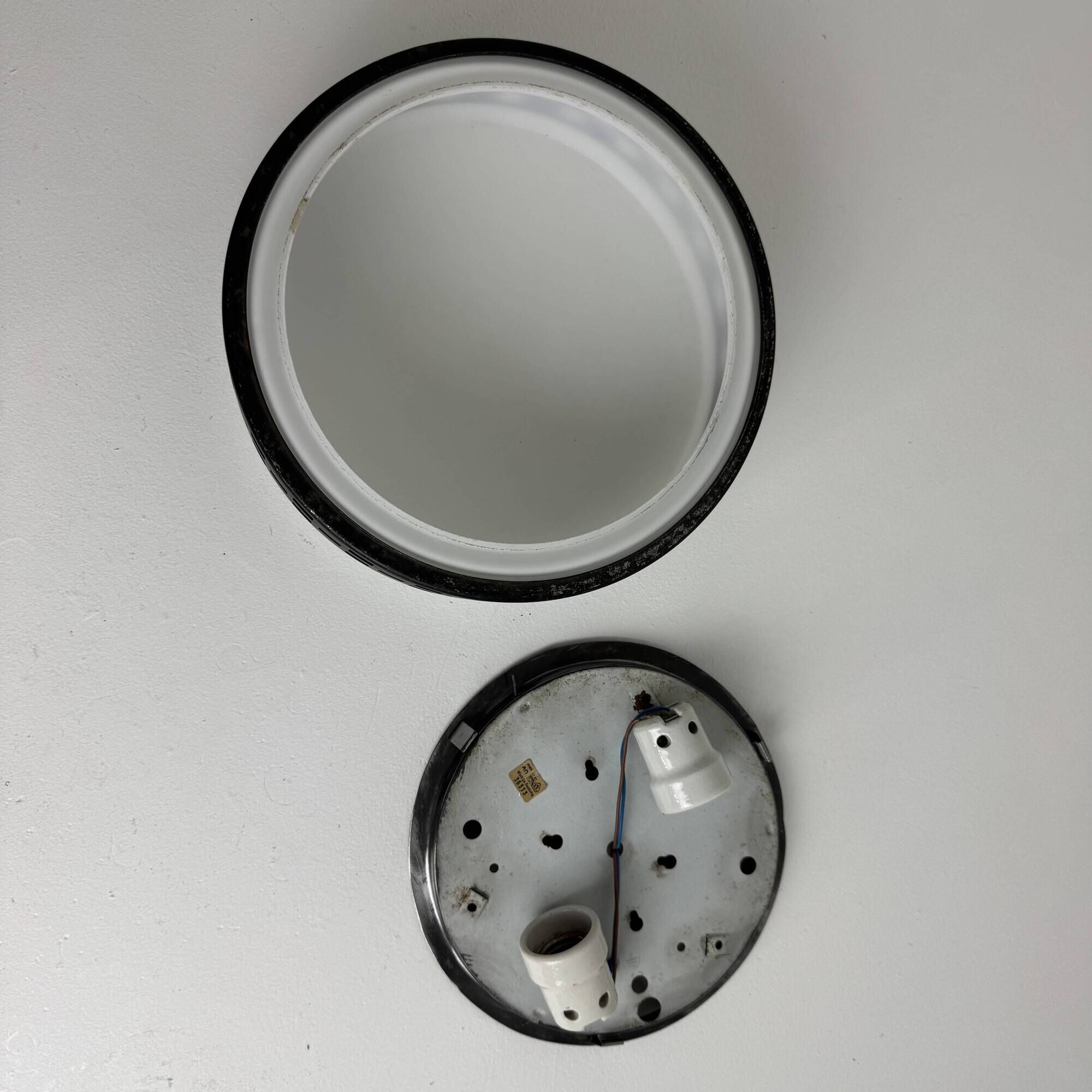 VINTAGE SPACE-AGE OPALINE CEILING LIGHT "WILA"