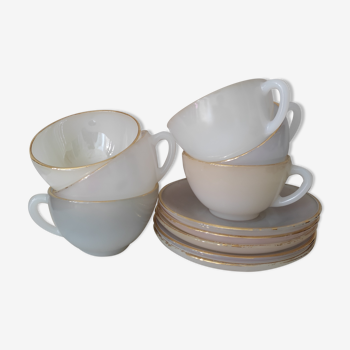 Set de 6 tasses en opaline Arcopal