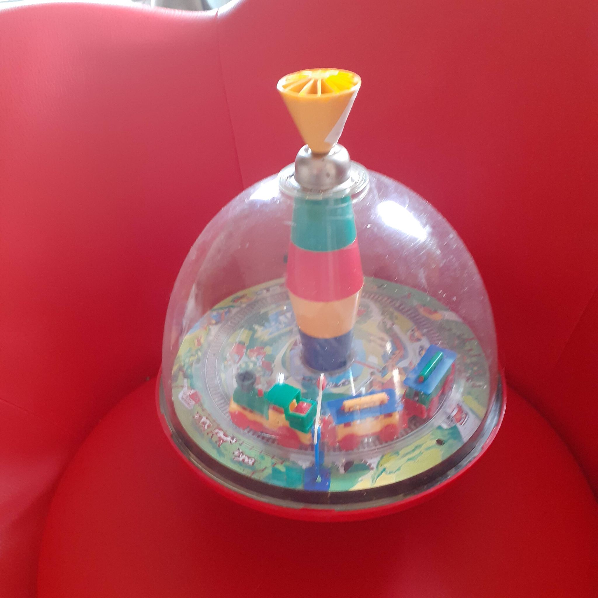 Spinning top little train from the 1970s.