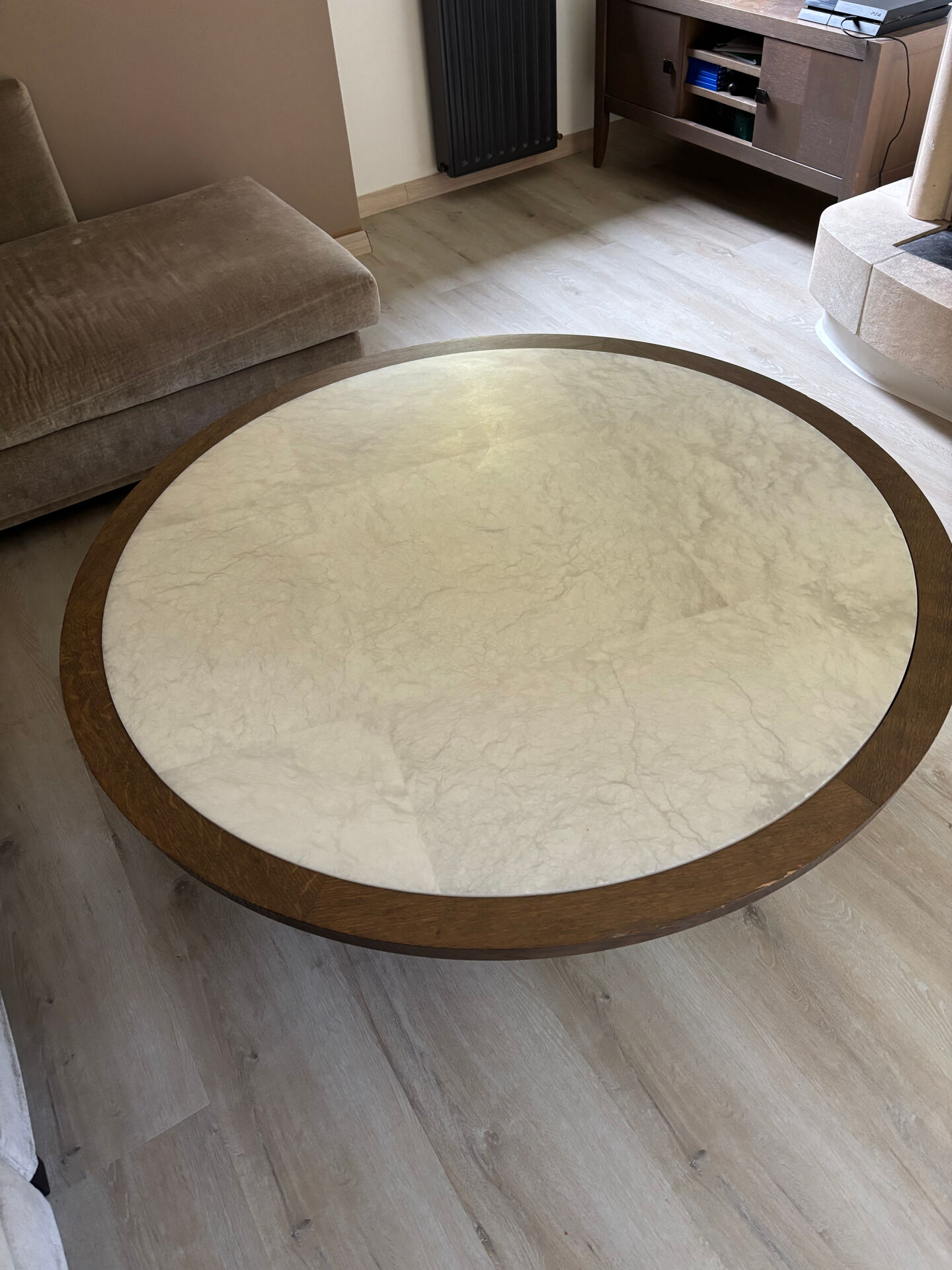 Round coffee table Philippe Hurel – wood and marble – Ø 130 cm