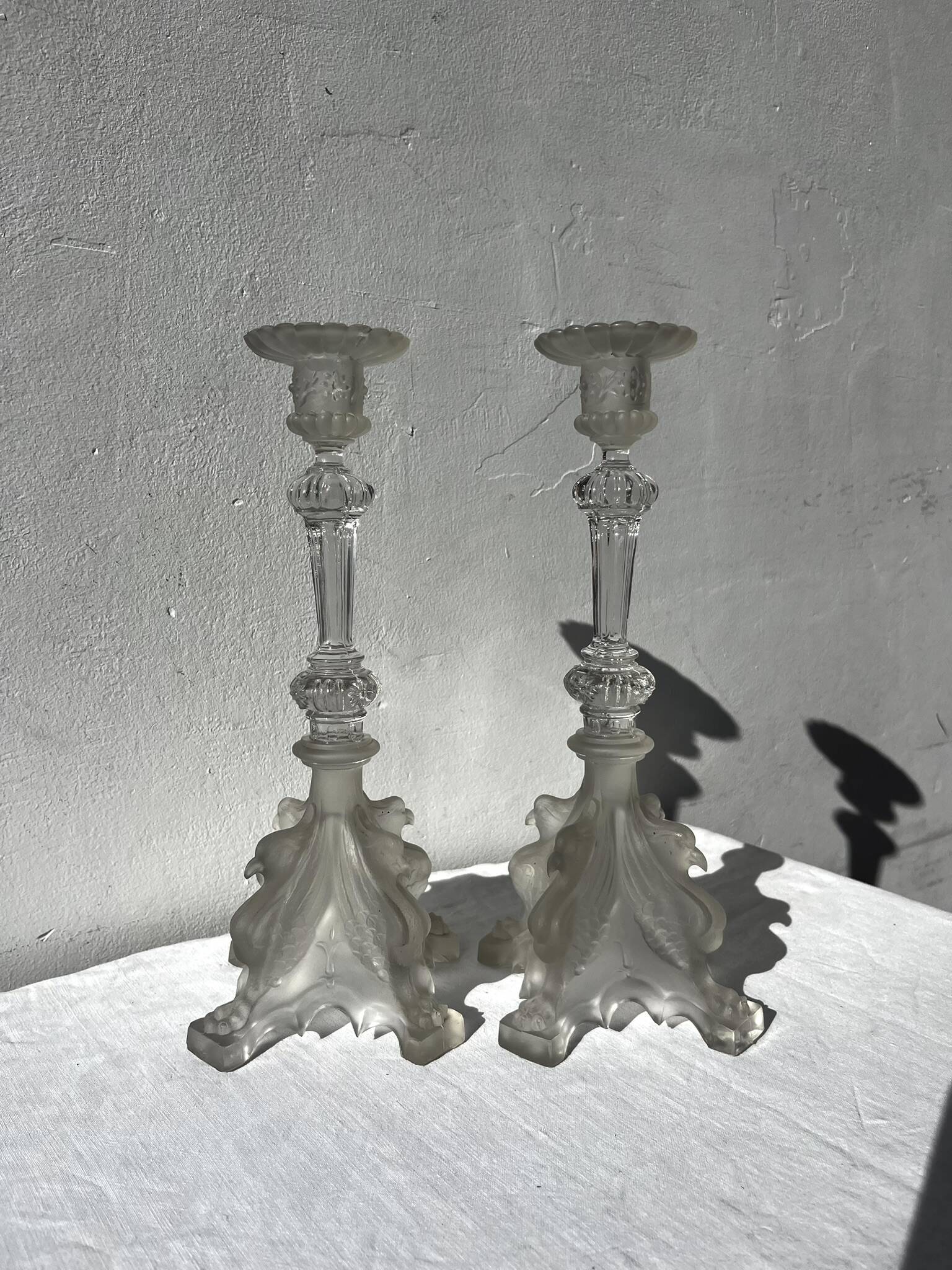 Pair of Griffon candlesticks in Val Saint Lambert crystal, Belgium.