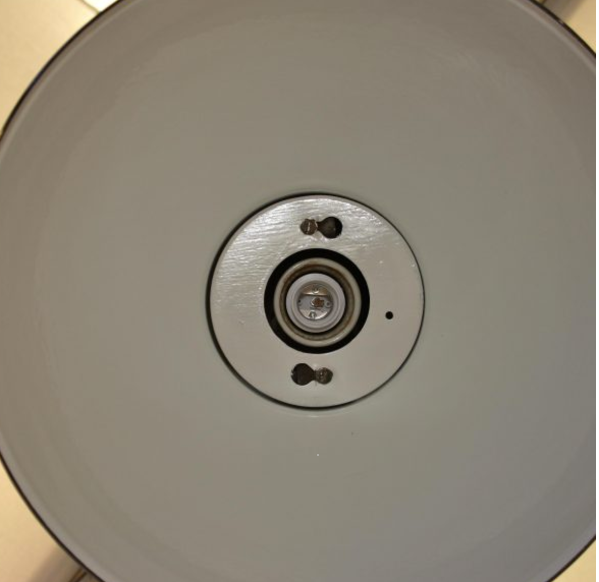 Suspension en émail Philips 1960s