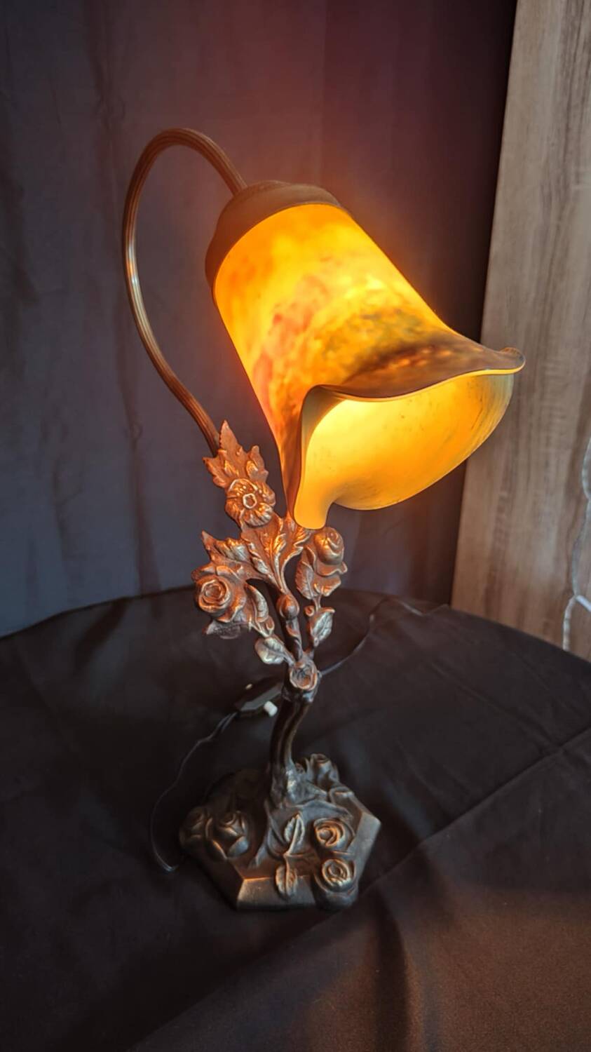 Unsigned wrought iron and tulip lamp (city light)
