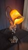 Lampe en fer forgé et tulipe non signé ( lumière de la ville)