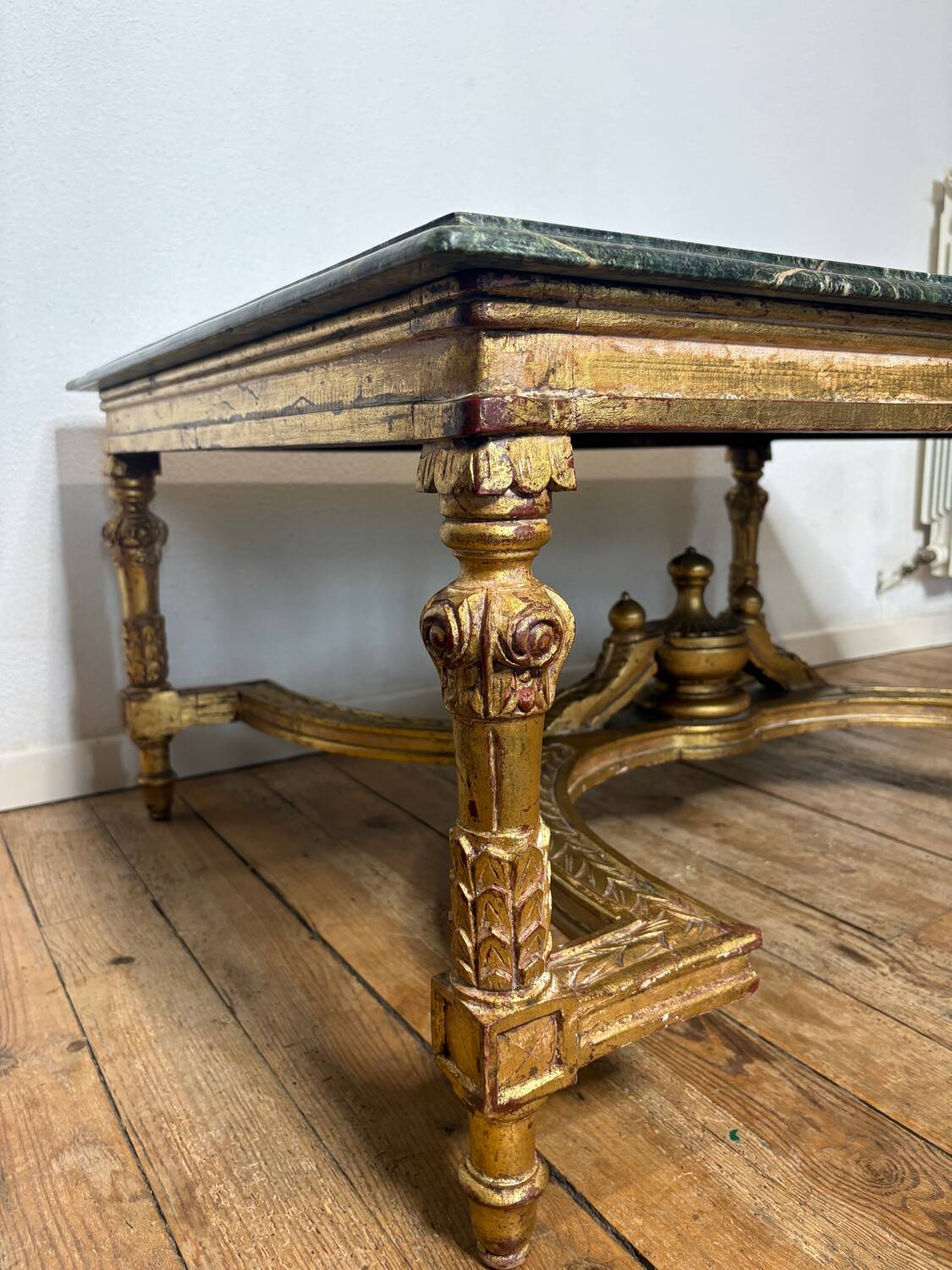 Coffee table in green marble and gilded wood, Louis XVI / Rococo style