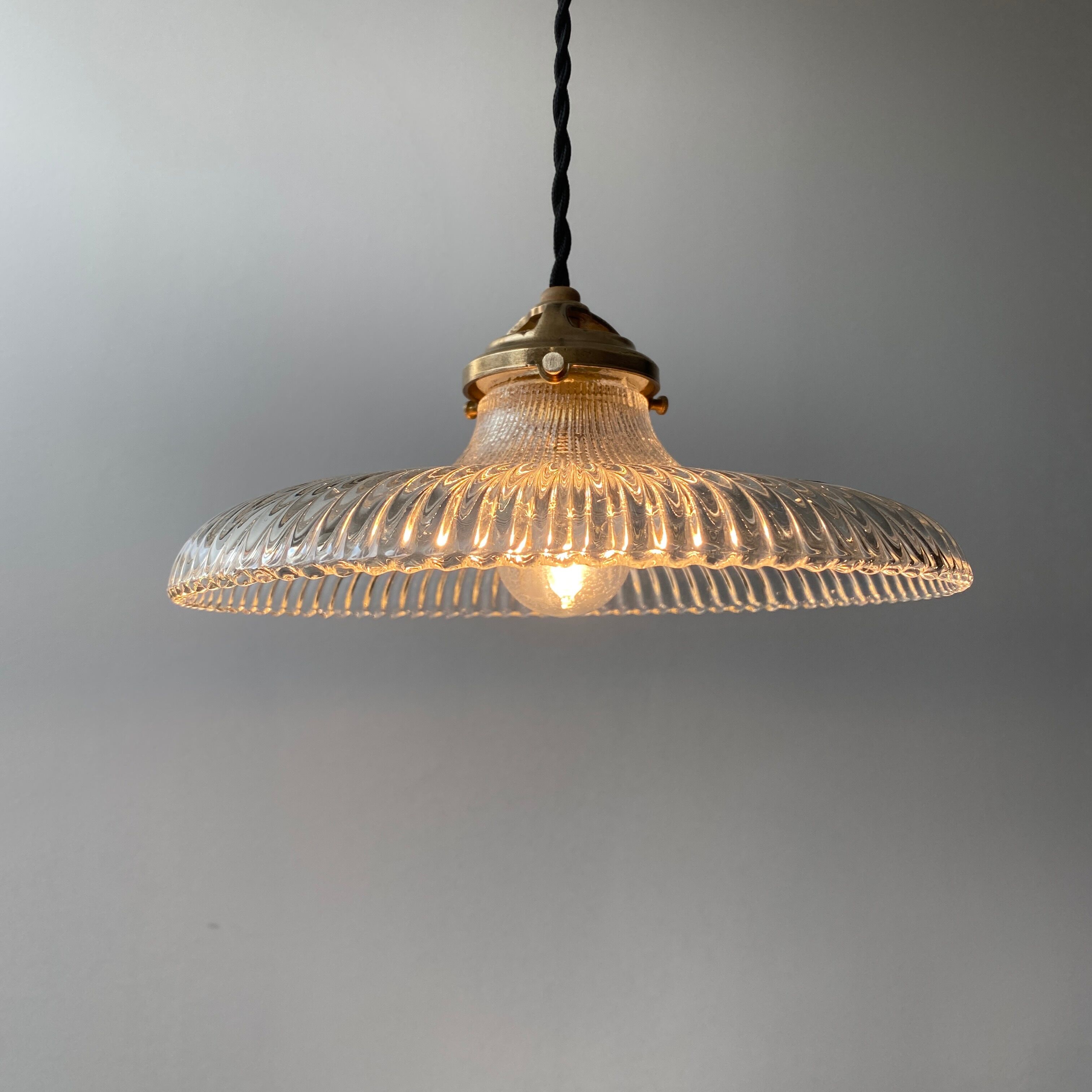 Lot 2 old vintage striated glass hanging lamps