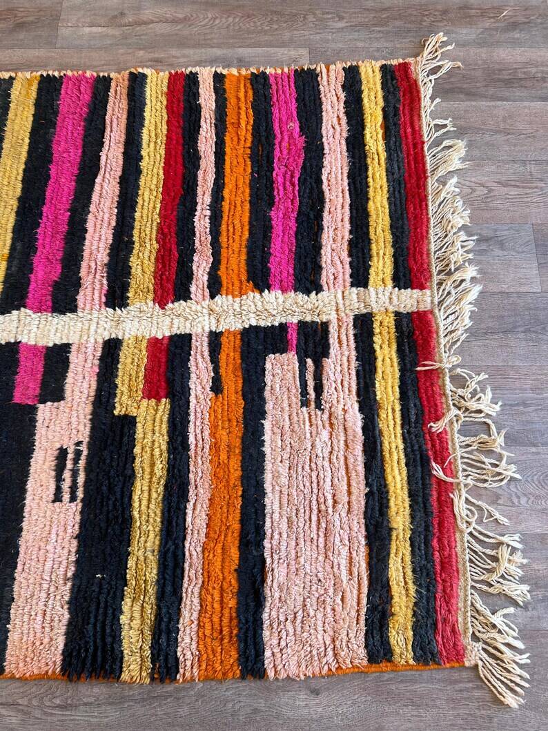Moroccan handcrafted rug 250cm x 150cm