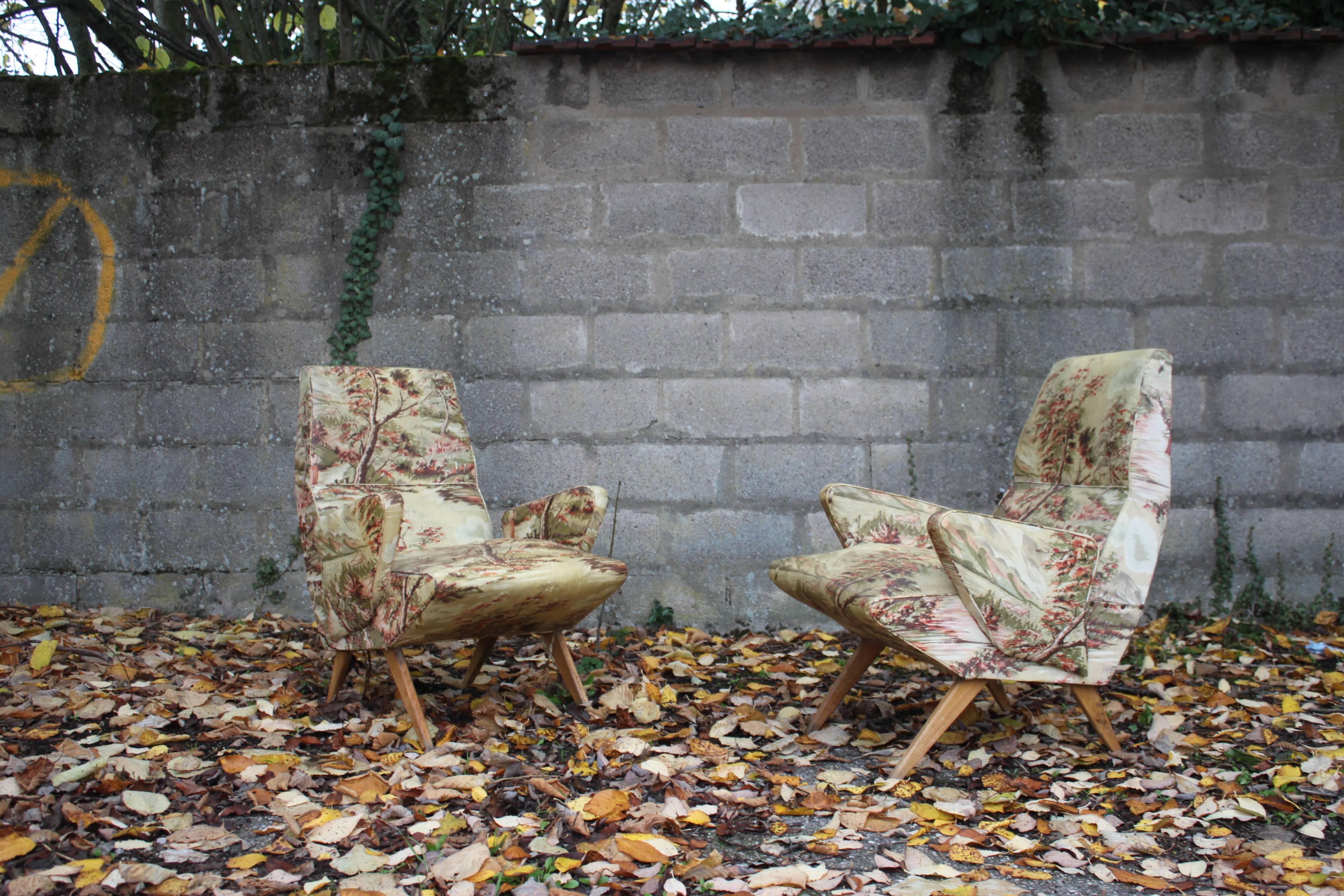 Pair of Italian club armchair from the 50s Nino Zoncada